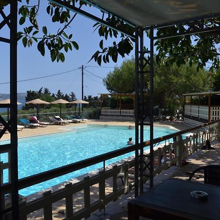 Apolafsi Aparthotel Ликсури Екстериор снимка