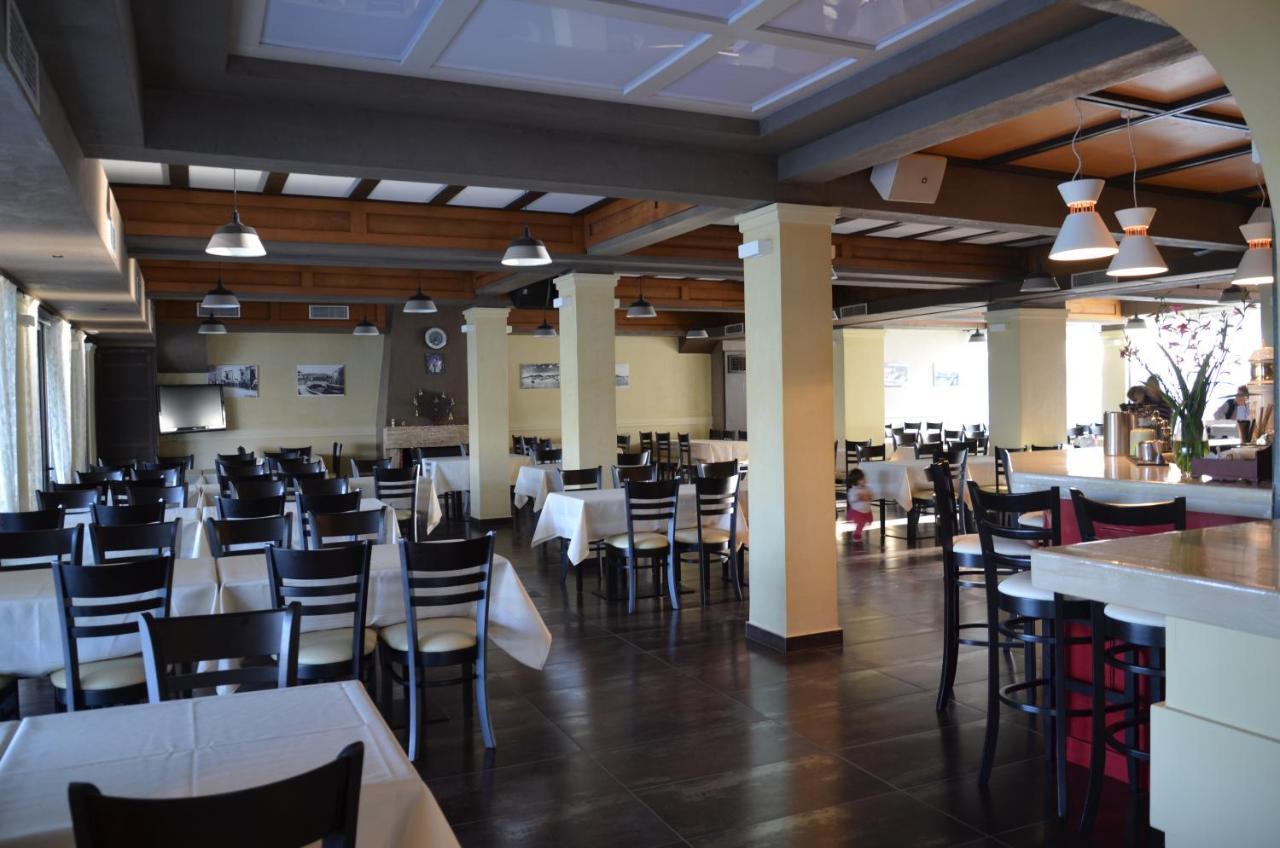 Apolafsi Aparthotel Ликсури Екстериор снимка