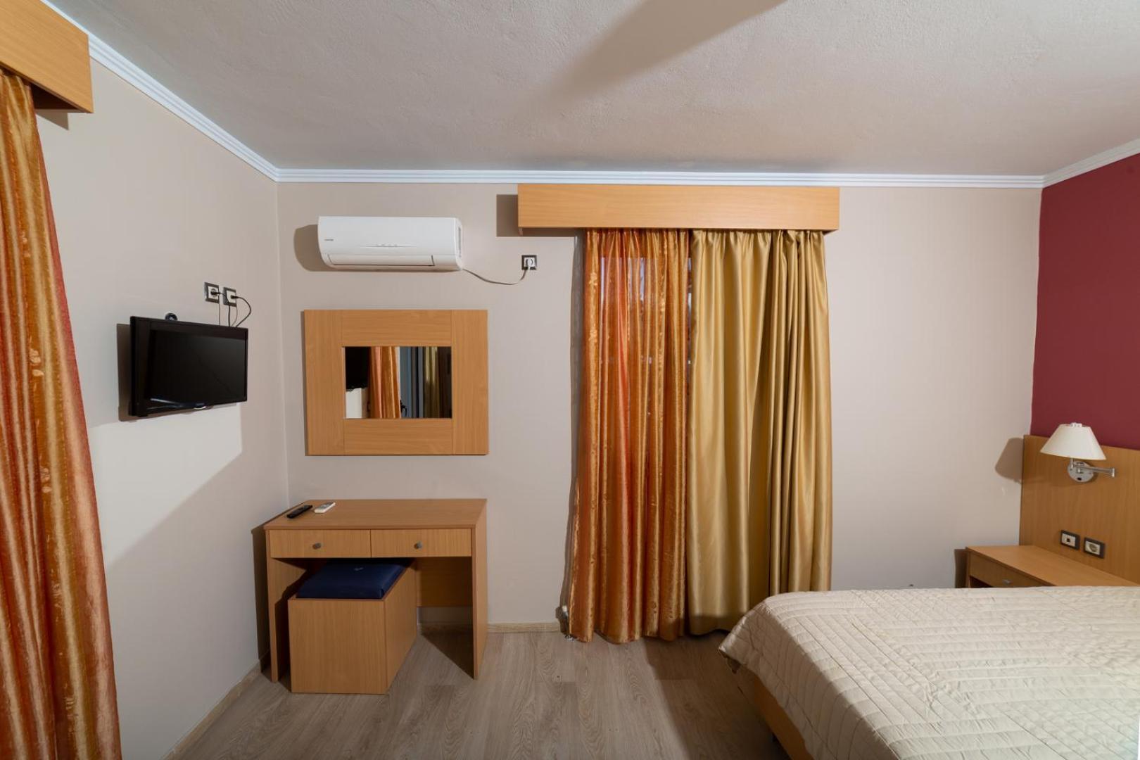 Apolafsi Aparthotel Ликсури Екстериор снимка