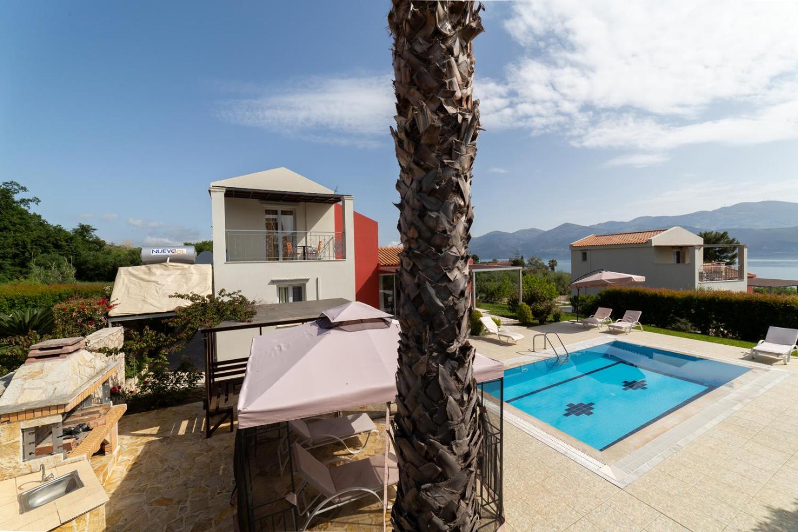 Apolafsi Aparthotel Ликсури Екстериор снимка