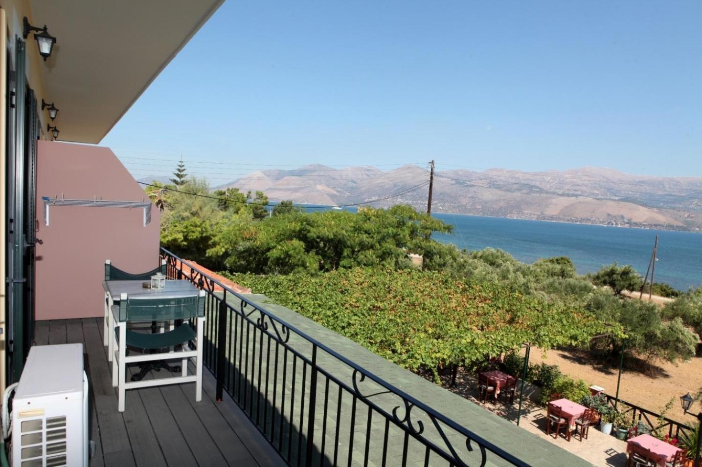 Apolafsi Aparthotel Ликсури Екстериор снимка