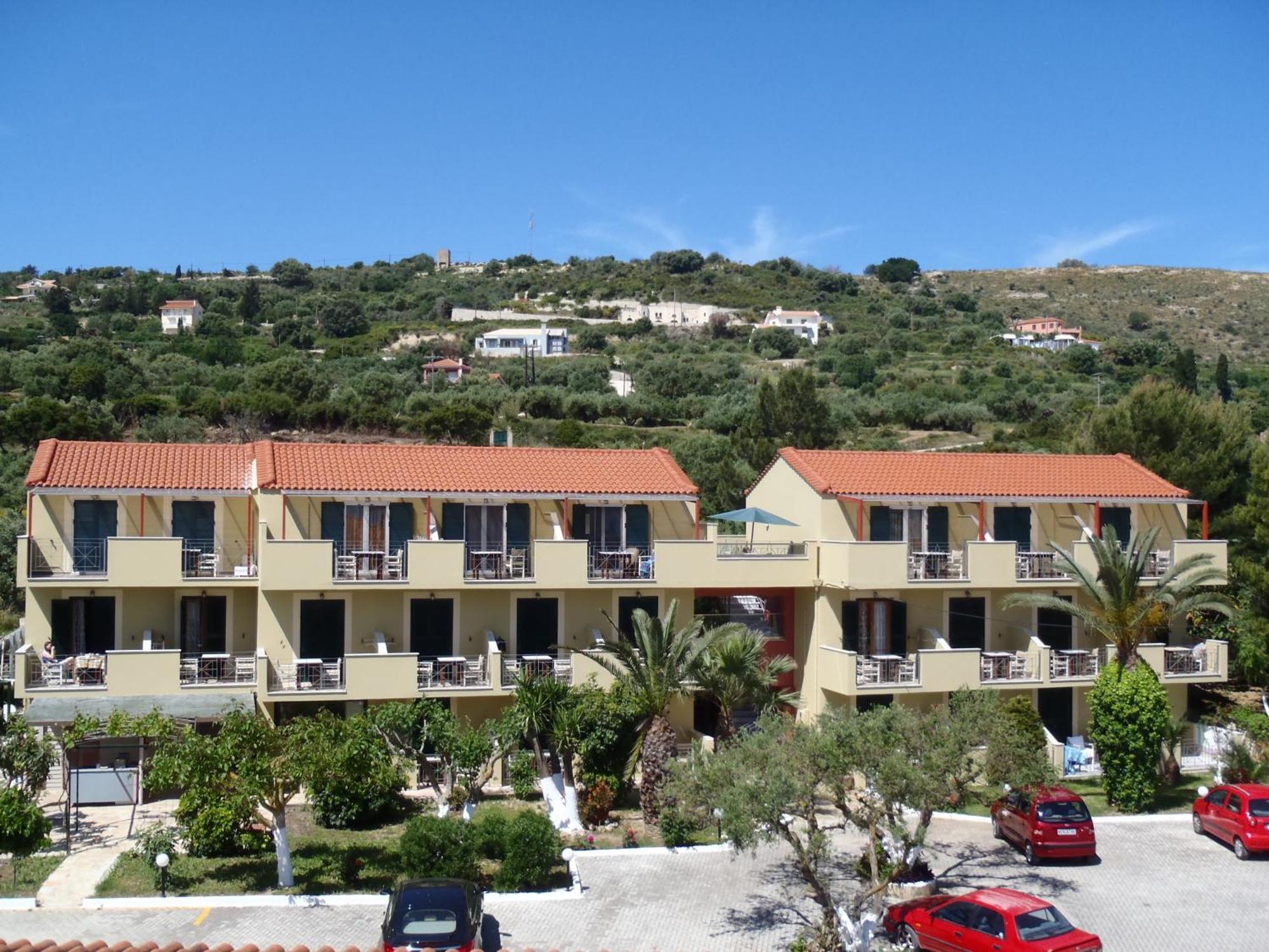 Apolafsi Aparthotel Ликсури Екстериор снимка